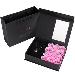 Boîtes à fleurs en forme de cœur pour la Saint-Valentin <span class=keywords><strong>avec</strong></span> gaufrage, en carton gris recyclé, fabriqué en Chine - Product Image 5