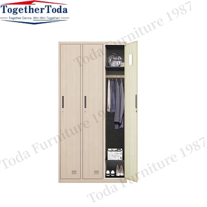Armoires de rangement modernes en acier marron clair à trois portes avec impression par transfert sur bois et serrure à combinaison, assemblées pour les écoles ou les gymnases - Product Image 6