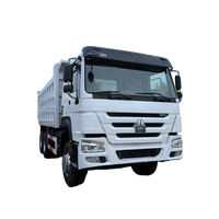 Camion lourd diesel d'occasion Sinotruk Howo 6X4 remis à neuf, conduite à gauche, caméra arrière, petit camion à benne basculante à vendre