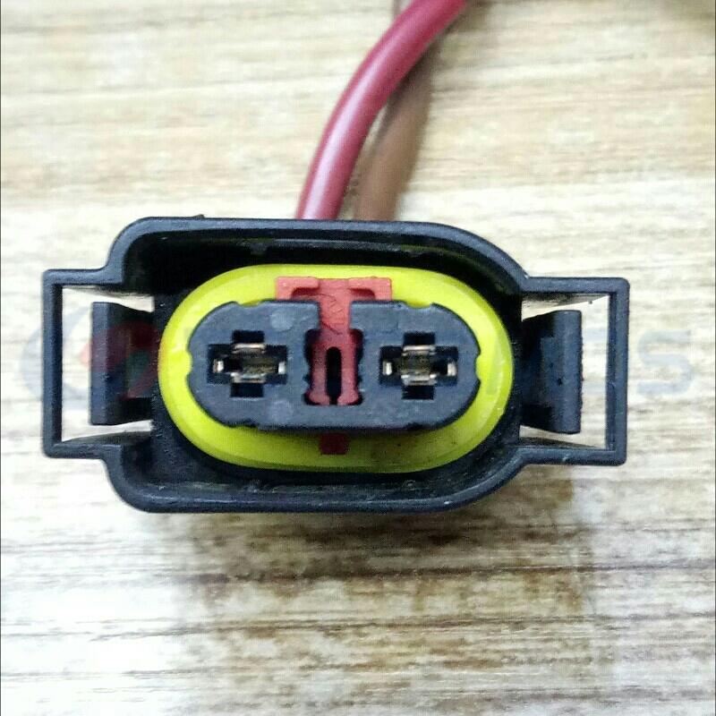 Car Connector for BMW Servo Lamp Motor Cylinder Head Valve Adjustment Motor Plug 2 Pins CT2-0295M