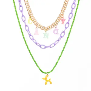 Y2K collier multicouche en acrylique avec pendentif pour femme, chaîne de couleur, lettre bonbon, ballon, chien, fleur de champignon