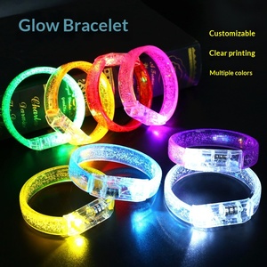 Bracelet <span class=keywords><strong>lumineux</strong></span> LED personnalisé <span class=keywords><strong>pas</strong></span> <span class=keywords><strong>cher</strong></span> en acrylique coloré, bracelet à bulles LED clignotant, accessoires de concert, bracelet à bulles LED - Product Image 3