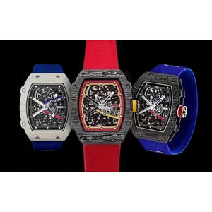 Reloj Mecánico Automático de Fibra de Carbono Ultrafino de Lujo de 32 g, Estilo Deportivo, Esqueleto, Diseño Hueco, 7,8 mm, Forma Tonneau, 2025 - Product Image 6