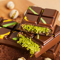 Chocolats en gros directement de l'usine, chocolat halal de Dubaï, 60g, chocolat artisanal pur à la confiture de pistache, barre de chocolat en boîte, en-cas asiatiques sucrés