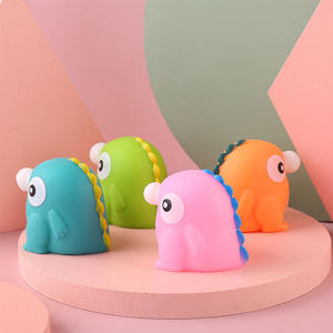 Giocattolo Antistress Dinosauro <span class=keywords><strong>che</strong></span> Soffia Bolle - Giocattolo Squeaky Squishy Adorabile per Bambini - Giocattolo per Alleviare lo Stress e Rilassarsi - Product Image 4