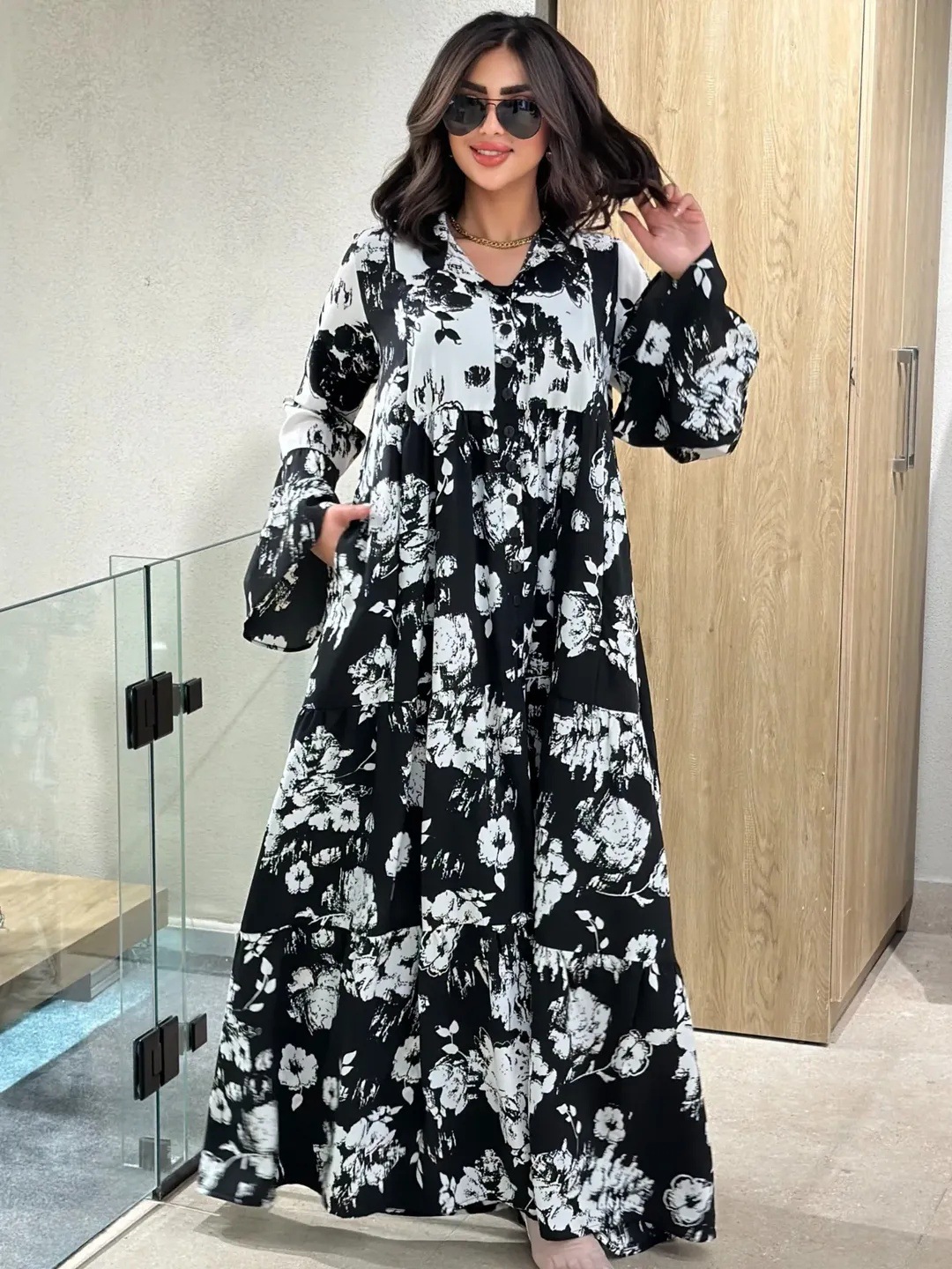 Robe longue noire à imprimé floral, col en V, vêtement d'extérieur