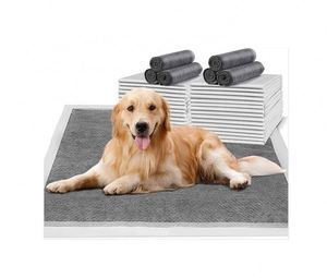 Rouleaux de protège-tapis jetables anti-fuites en charbon de bambou avec contrôle des odeurs et adhésif aux 4 coins pour l'entraînement des chiens, chiots et animaux de compagnie - Product Image 1