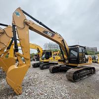 Excavatrice d'occasion CAT 326D2L 27 tonnes Caterpillar 326D2L, pelle sur chenilles hydraulique d'occasion en stock. Également disponibles 325D2L et 329D2L.
