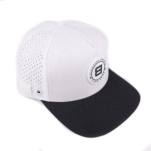 Casquette de baseball à logo en caoutchouc PVC personnalisée à 5 panneaux Sporty <span class=keywords><strong>NEW</strong></span> <span class=keywords><strong>Era</strong></span> Curved Bord A-Frame High Profile Crown <span class=keywords><strong>Snapback</strong></span> avec Snap Back Crown - Product Image 2