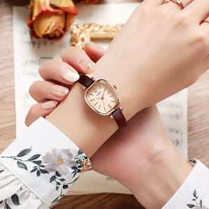 Nouvelle montre pour femme minimaliste, fine, avec petit cadran ovale, étanche, à quartz, bracelet en cuir - Product Image 6