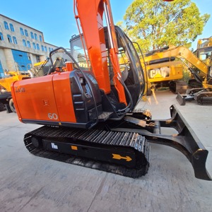 Maquinaria de Construcción Japonesa Usada, Excavadora de Segunda Mano HITACHI ZX60, Equipo de Construcción en Venta - Product Image 6