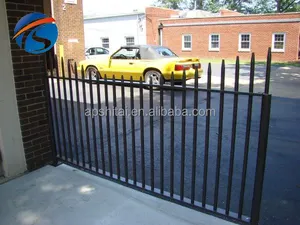 High Quality Anti Climbing Powder Coated Black Palisade Iron Panels Home Garden Supplies Steel Tubular Picket Fence