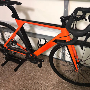 Vélo de route complet en carbone 22 vitesses avec groupe Shimano R8000, cadre et fourche en fibre, freins à disque, roues 700c, YFR001 Vélo de route en carbone - Product Image 2