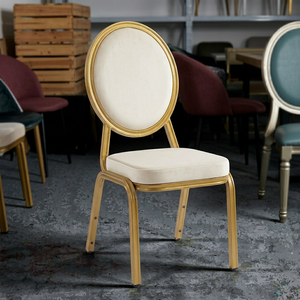 Chaise d'hôtel de luxe avec structure en aluminium |   Design moderne, pieds coniques, dossier solide, empilable, usage commercial en intérieur - Product Image 1