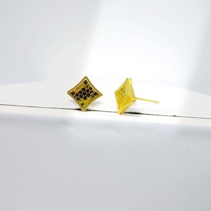 Pendientes geométricos hipoalergénicos de plata de ley 925 OEM, diseño minimalista redondo, chapados en oro para verano, para mujer. - Product Image 4