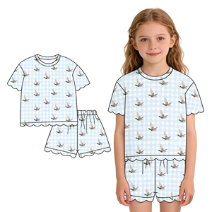 Ensemble 2 pièces décontracté pour enfants : T-shirt en coton et élasthanne à imprimé écossais canards mallards et short à bord festonné – Collection Printemps-Automne - Product Image 1