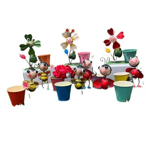 Pot de fleurs en métal créatif exclusif, décoration de dessin animé, conteneur pour plantes succulentes, organisateur de bureau, porte-stylo - Product Image 1