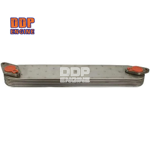 Pièces de moteur diesel pour engins de construction 600-651-1161 600-651-1160 6127-61-2103, refroidisseur d'huile pour Komatsu 6D125 6D140 6D155 - Product Image 1