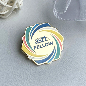 Distintivi Personalizzati in <span class=keywords><strong>Smalto</strong></span> Morbido Placcati Oro <span class=keywords><strong>Lucido</strong></span> con Stampa Serigrafica e Logo Personalizzato - Product Image 1