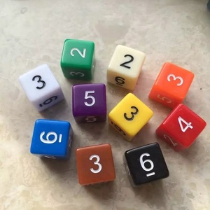 Vente flash Jeu de dés Yahtzee Dés à six faces carrés 16 mm D6 Dés noirs et blancs pour enfants - Product Image 3