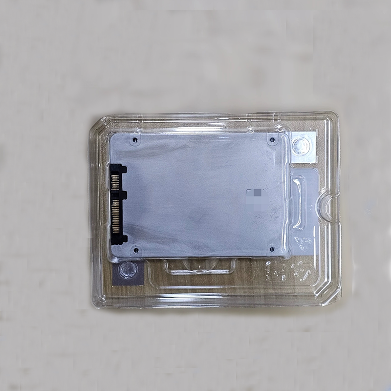 Intel D3-S4520 960 GB ソリッドステートドライブ Intel D3
