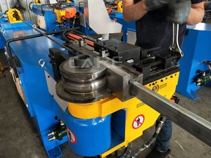 Machine de <span class=keywords><strong>cintrage</strong></span> de tuyaux en acier inoxydable hydraulique automatique DW38NC avec commande PLC pour tubes en <span class=keywords><strong>aluminium</strong></span>, acier au carbone et alliages à petit <span class=keywords><strong>rayon</strong></span> - Product Image 5
