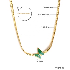 Collar de Cadena de Serpiente de Acero Inoxidable con Baño de Oro de 18K, Joyería con Colgante de Mariposa con Esmalte Verde, para Aniversario - Product Image 1