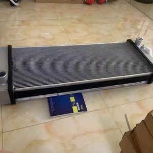 Radiateur de réservoir d'eau pour excavatrice E320D 320DL 265-3624 2653624 326-3870 3263870 - Product Image 1