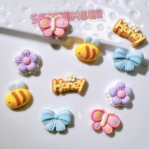 Adornos de Resina con Diseño de Abeja de Dibujos Animados para Scrapbooking, Manualidades, Decoración de Fundas de Teléfono y Parches - Product Image 5