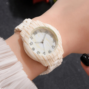 Luxury Watches Women Wood Grain Simple Quartz Wristwatch Ladies Simplicity Retro Men Design Clock - Product Image 3