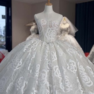 Vestido de Novia Moderno de Gala Wx363 con Escote Corazón, Cola Capilla, Largo hasta el Suelo, Adornado con Malla y Encaje, Tallas Grandes - Product Image 2