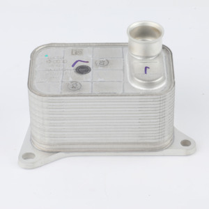 Original EA888 GEN 2 GEN 3 Ölkühler Ölkühler 06 J117021D 06 K117021J für Audi A3 A4 A5 A6 Q5 Q3 Tiguan Magotan Passat - Product Image 1