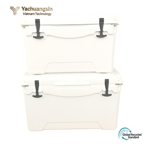 Glacière carrée en PE rotomoulé pour pêche en extérieur, avec roues et porte-bouteilles, capacité 75qt, maintien de la glace pendant 5 jours - Product Image 3