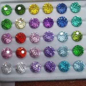 Vente en gros de pierres en vrac Cubica Zirconia 5A CZ, taille brillant rond flamme étoile, 4-10 mm - Product Image 1