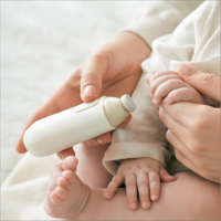Coupe-ongles pour bébé, sûr et doux, lime à ongles électrique pour bébé, faible bruit avec lumière LED pour les soins des ongles de bébé la nuit