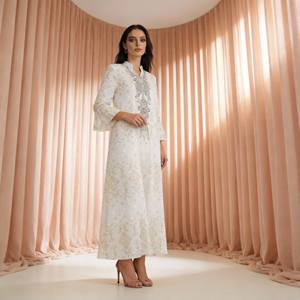 Robe Abaya en Polyester Brodée de Luxe pour Femmes Musulmanes, Personnalisée, Haute Qualité, Élégante, Vente en Gros pour les Fêtes - Product Image 4