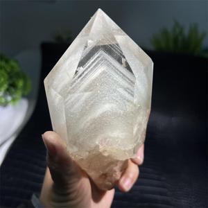 Tour de cristal de quartz fantôme blanc de <span class=keywords><strong>montagne</strong></span>, naturel, poli à la main, multicouche, de qualité supérieure, pour la guérison, la décoration intérieure et la <span class=keywords><strong>méditation</strong></span> - Product Image 2