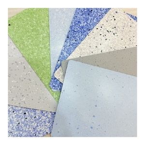 Revêtement de sol en vinyle PVC antidérapant SPC de haute qualité 2 mm - Product Image 1