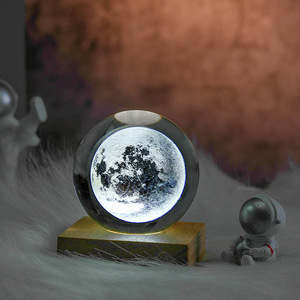 Pha Lê Trang Trí Thời Trang Sáng Tạo Thủy Tinh Bóng Bán Buôn 3D Bên Trong Khắc Thiết Kế Phong Cách Ánh Sáng Ban Đêm Trang Trí Nội Thất Bài Viết - Product Image 2