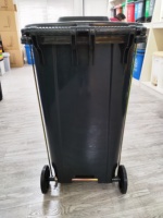 Poubelles en plastique de 63 gallons 240L pour l'extérieur, poubelles de recyclage avec roues, poubelle à pédale