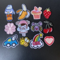 Patch brodé en tissu avec logo personnalisé breloque pour chaussure 2D visage souriant autocollant de broderie sur le dos