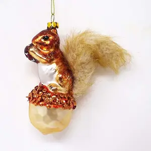 Wholesale christmas tree decoration glass squirrel gnawing pine cone pendant