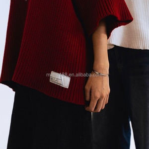 Fabricant de vêtements en tricot sur mesure – Pulls en tricot à col en V de haute qualité, épais et amples, style rugby - Product Image 3