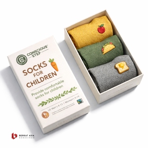 Sustainable Kids’ <b>Socks</b> Gift <b>Box</b> with Cute and Eco-Friendly Design for Fun Packaging - Product Image 1
