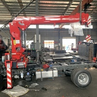Camion-grue mobile Howo 4x2 RHD/LHD 8 tonnes avec flèche télescopique, machinerie industrielle hydraulique, hauteur de levage de 20 m, boîte de vitesses et moteur