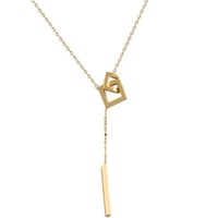 Collier pendentif croix carrée géométrique en acier inoxydable couleur or au design créatif pour femme, bijou long et élégant