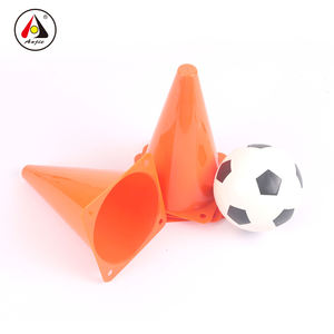 Usine BSCI Jouets sportifs pour enfants Cônes de football pour l'entraînement Exercice avec ballon de football - Product Image 3
