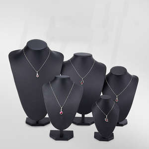 Soportes de exhibición de collar de joyería personalizados serie de soporte de exhibición de joyería de cuero Pu blanco para busto de COLLAR COLGANTE - Product Image 3