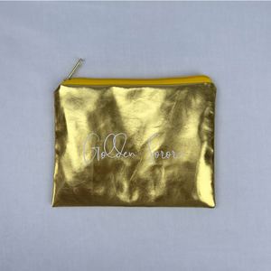 Sac cosmétique en cuir métallisé tendance avec fermeture éclair grande taille, fabriqué en Chine, avec logo brillant personnalisable - Product Image 3
