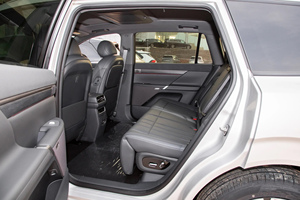 Véhicule Électrique Neuf Dongfeng EP008 – SUV Hybride Électrique <span class=keywords><strong>de</strong></span> Luxe Abordable Dongfeng EP008 – Voitures Neuves et <span class=keywords><strong>d</strong></span>'<span class=keywords><strong>Occasion</strong></span> à Vendre - Product Image 6